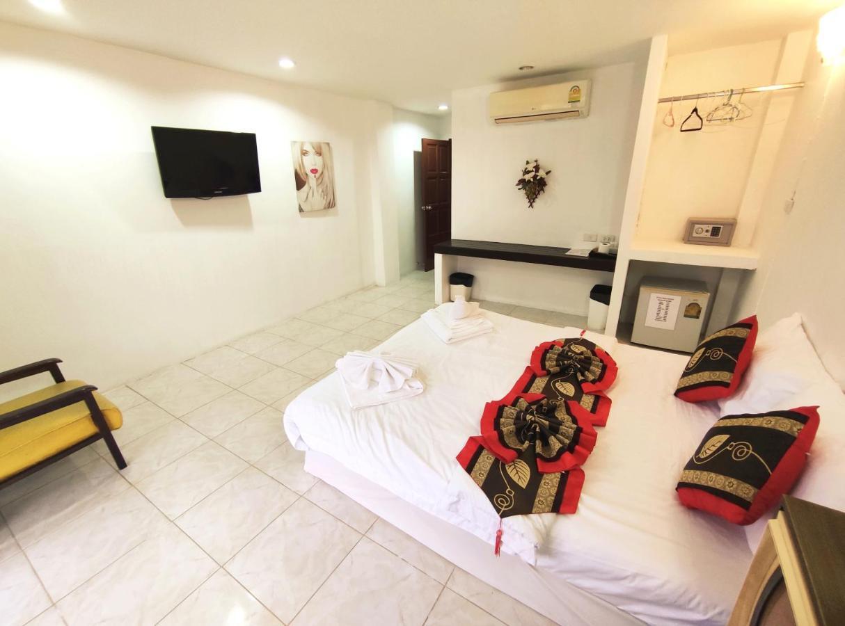 Sea Beach Paradise Patong 외부 사진