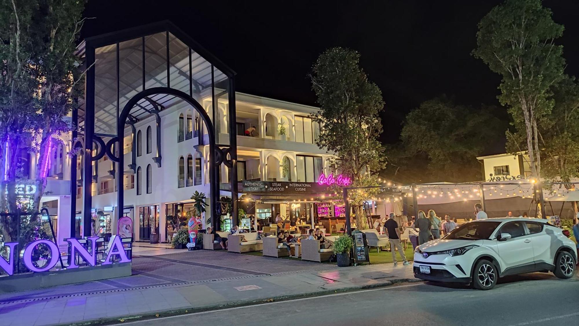 Sea Beach Paradise Patong 외부 사진