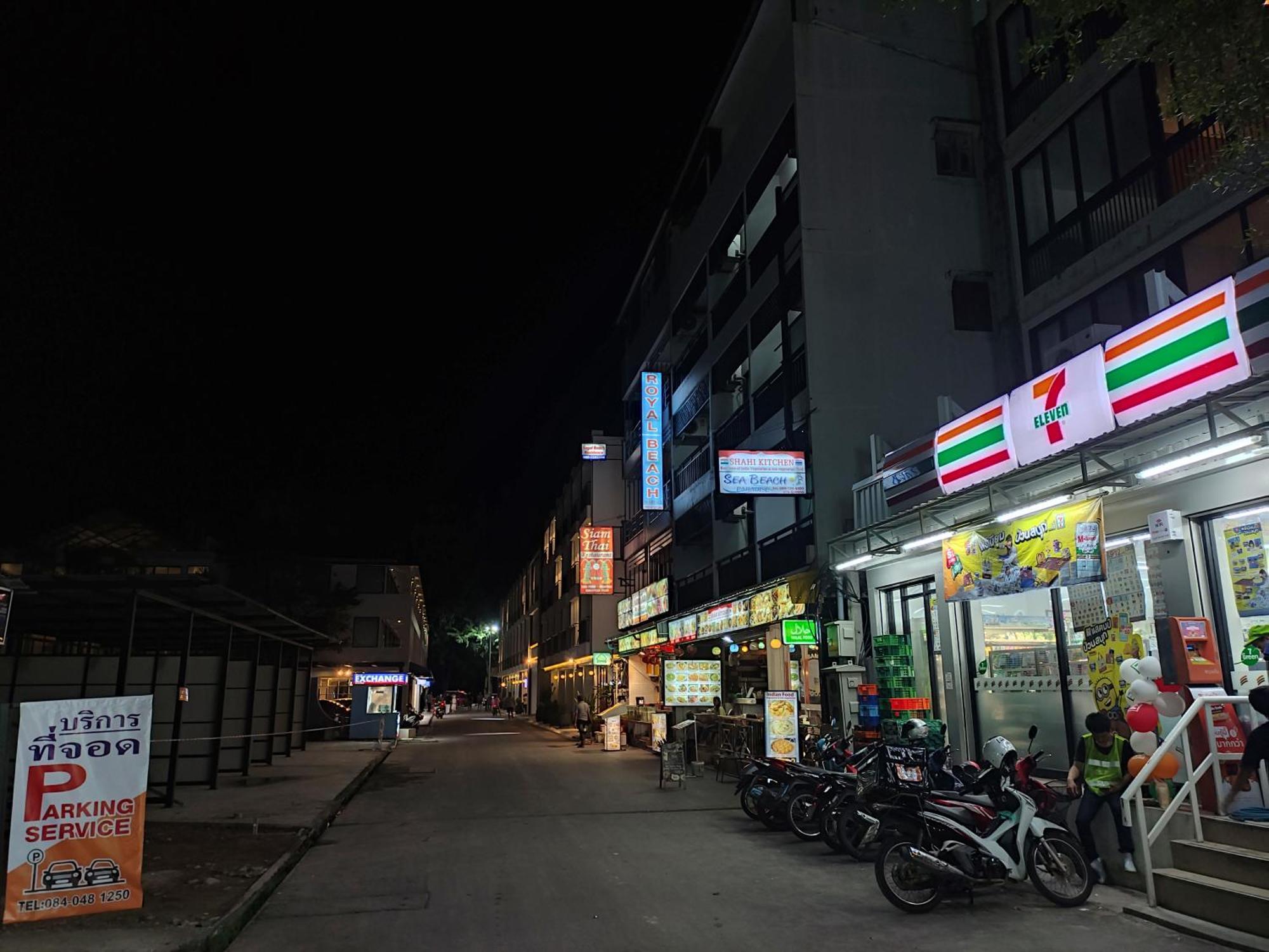 Sea Beach Paradise Patong 외부 사진