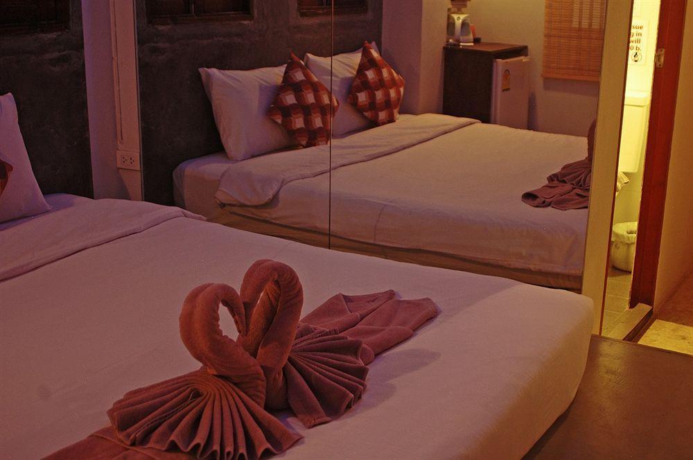 Sea Beach Paradise Patong 외부 사진